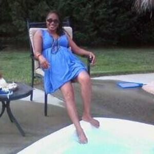 Meet your Posher, Dionne